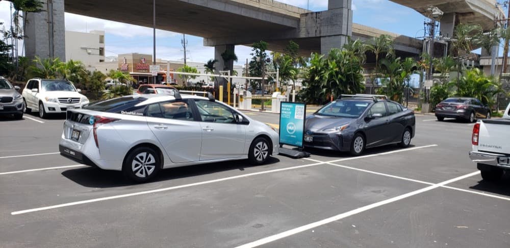 Photo of the Hui Station at Airport Trade Center
